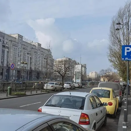 Old Town - Over The River * בוקרשט