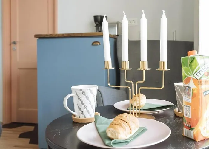 Old Town - Over The River * بوخارست