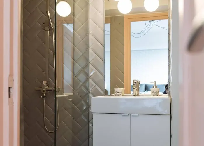 Апартаменти Old Town - Over The River