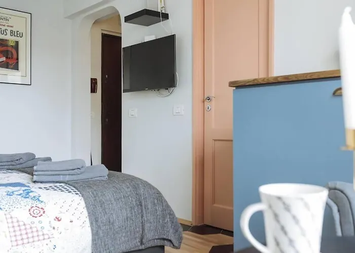 Old Town - Over The River